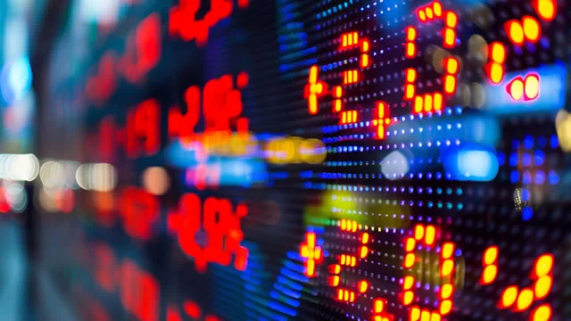 NVTS Stock: The Latest News vs. the 2030 Hype